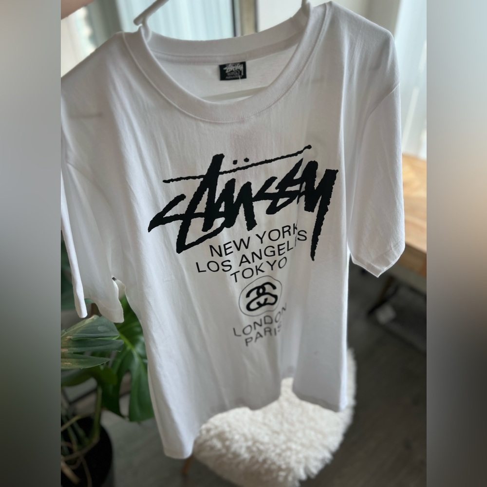🌟 🌟 Stussy World Tour White Tee - unisex - L